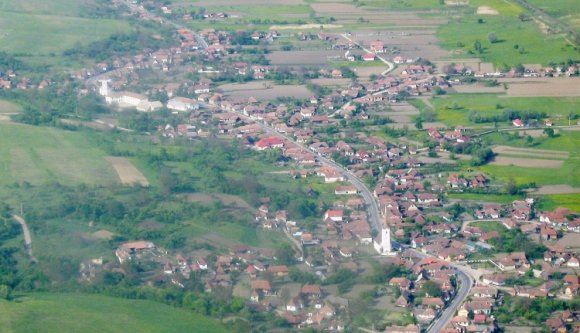 Maradnak a hármasfalui magyar feliratok