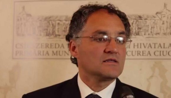 Őrizetbe vették Rádulyt és Szőkét