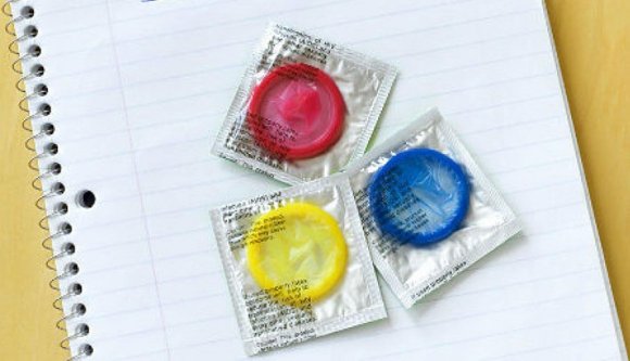 Elkaszálták a szenátorok a szexuális felvilágosítást