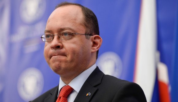 Aurescu a magyarországi románokért aggódik, az erdélyi magyarokért nem