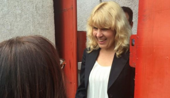 Így néz ki pár hónap börtön után Elena Udrea