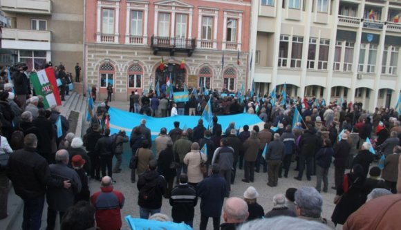 Szórakozik a székelyekkel a belügyminisztérium