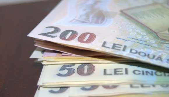 Adóamnesztiát kapnak a kiskeresetűek