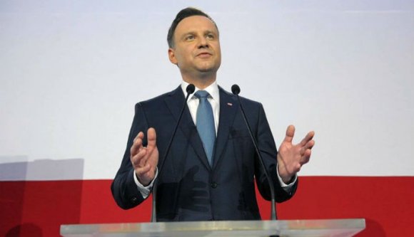 Jobbra át Lengyelországban