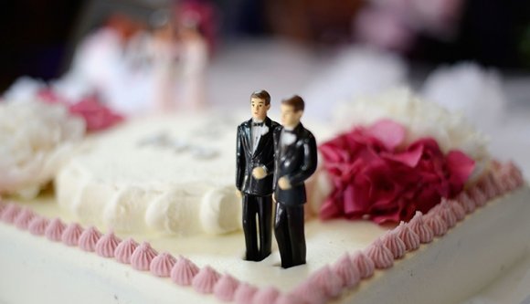 Lassan közvita tárgyává érik a melegházasság legalizálásának kérdése