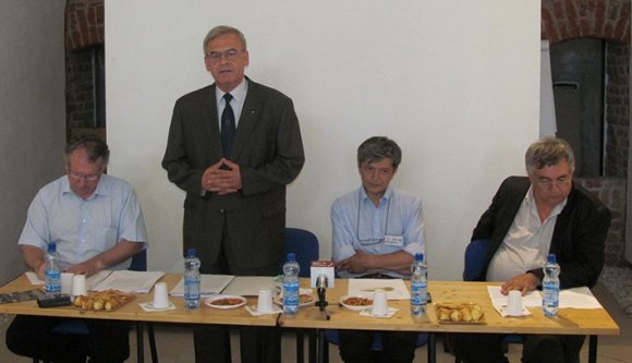 Tőkés: ma is őrzi pozícióit a Securitate