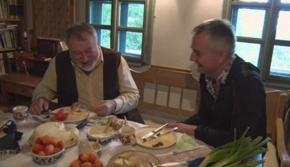 A bivalyoktól a hálózatelméletig és vissza
