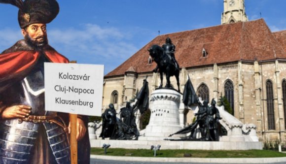 Koronás fők a háromnyelvű városnévtáblák mellett (VIDEÓ)