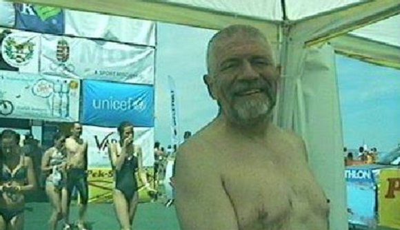 Izsák Balázs átúszta a Balatont