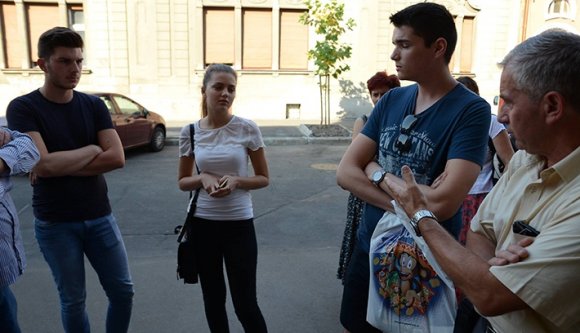 A bíróságon leckéztetik meg a bihari tanfelügyelőséget a szülők