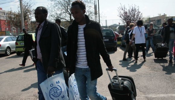 Románia jó pénzért bevállal közel kétezer migránst