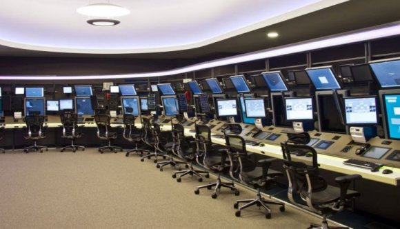 Ma csak harminc százalékban repülhet: sztrájkolnak a légiforgalom-irányítók