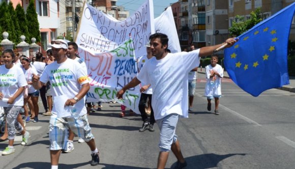 Visszafoglalták a romák a Coastei utcát