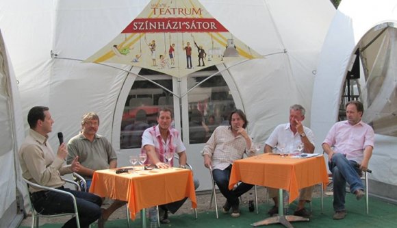 Thália temploma az Olt partjára költözik