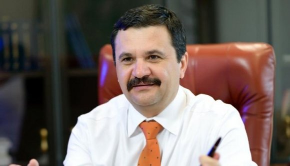 Előzetes letartóztatásban az Arad megyei tanácselnök