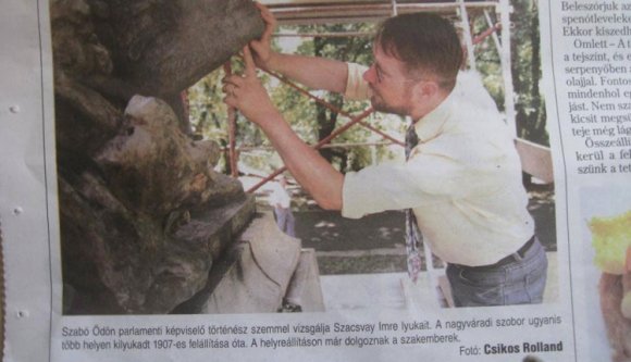 Szabó Ödön testüregvizsgálatot végez