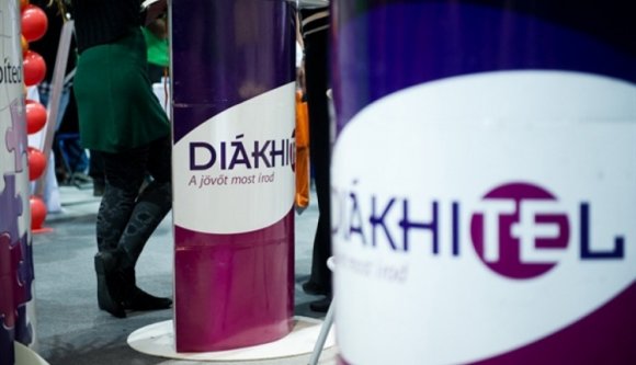 Jövőre jön a diákhitel