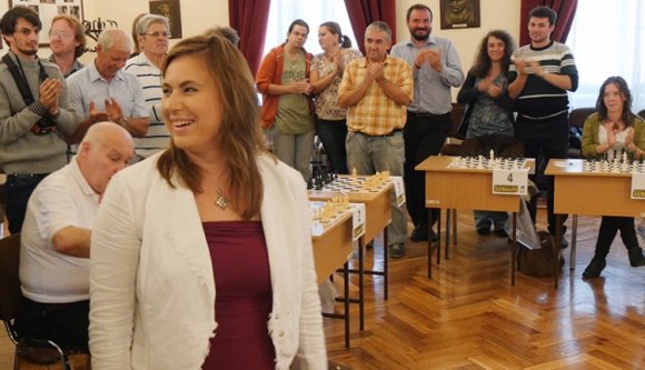 Polgár Judit mindenkinek mattot adott (VIDEÓ)