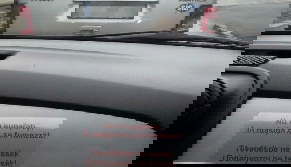 Na, melyik nyelven szebb a tiltás?