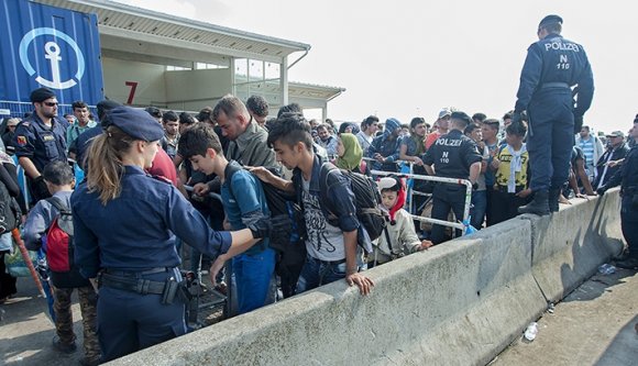 Németország véget vetne az ellenőrizetlen határátlépésnek