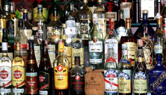 Olcsóbb lesz az alkohol!