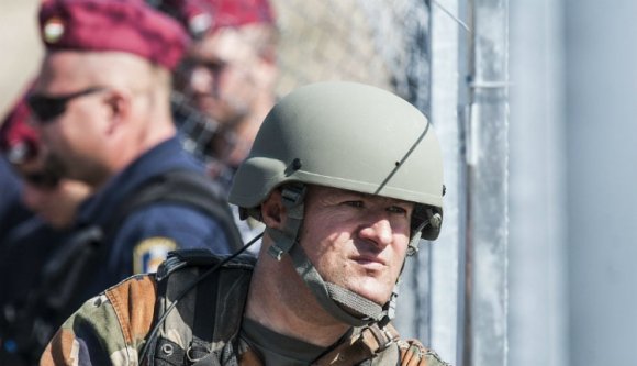 Ennyi volt: lezárták a határt Röszkénél