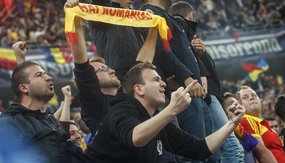 Szurkolók nélküli meccsre készülnek a magyarok, de a románok is