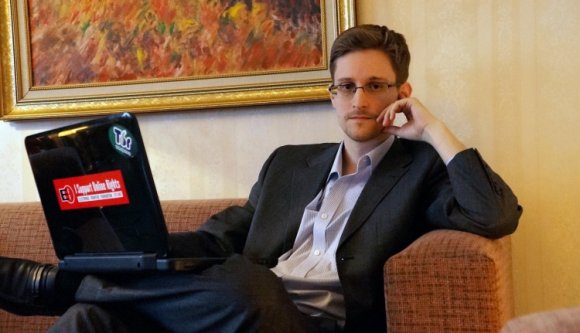 Snowden: a titkosszolgálatok már az okostelefonodban vannak