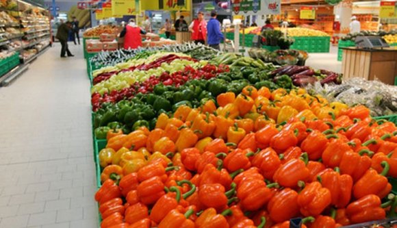 Hazai termékekre kötelezi a boltokat a szenátus