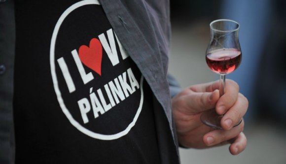 Ezt is megértük: Erdélyi Pálinka Lovagrend alakul