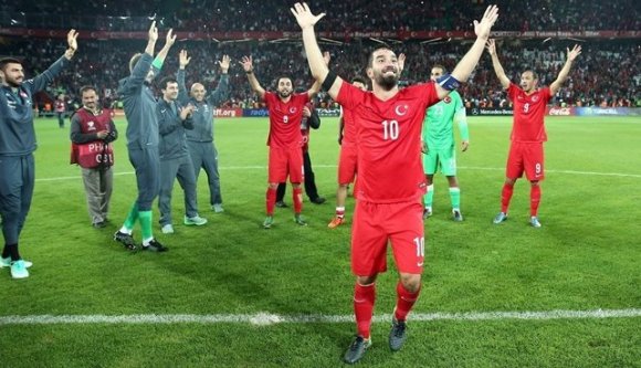 Ilyen nincs: minden rosszul alakult, jöhet a pótselejtező