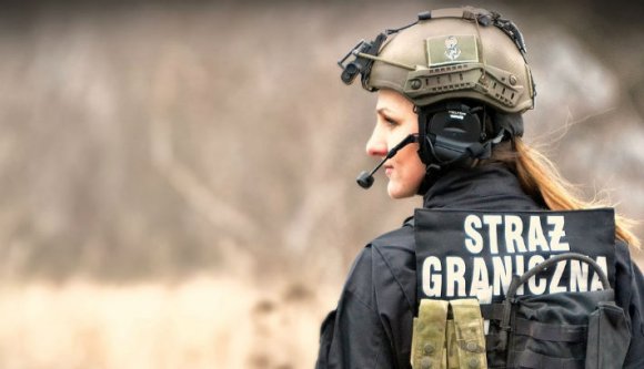 Lengyel határőrök érkeznek a magyar–szerb határra