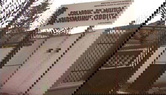 Öt hónap börtönt kapott az elsőst lehülyéző tanítónő