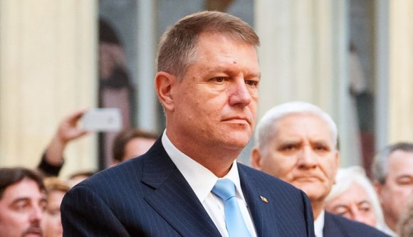 Johannis Pontával kakaskodik