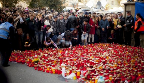 Pénzzel segíti a kormány az áldozatok családjait