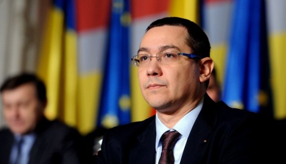 „Magánszemély vagyok” – mondta a vádlotti minőségben megjelenő Ponta