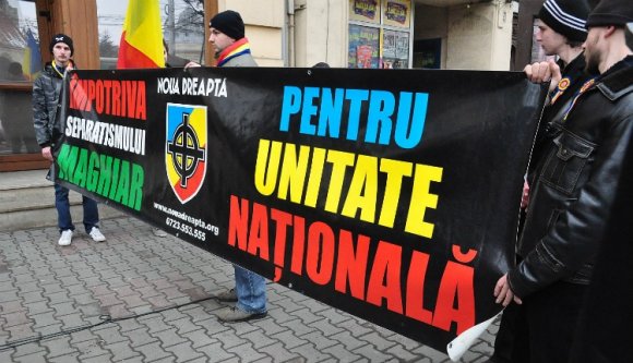 Új Jobboldal: Románia vegyen példát Magyarországról a menekültkvótákat illetően