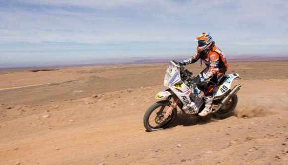 Ezerrel készül a Dakarra Gyenes Emánuel