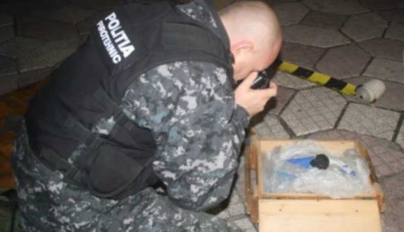 Gránátnak hitték a nyomtató karbantartására használt eszközt