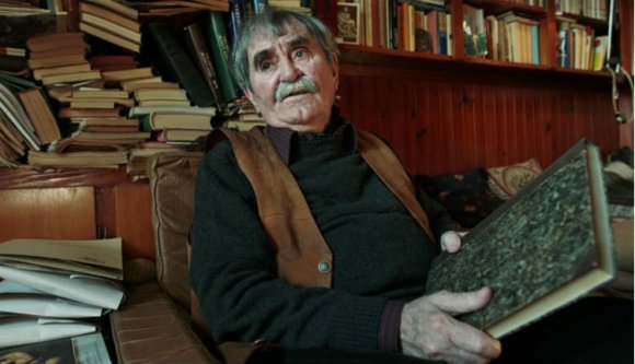 Elhunyt Juhász Ferenc