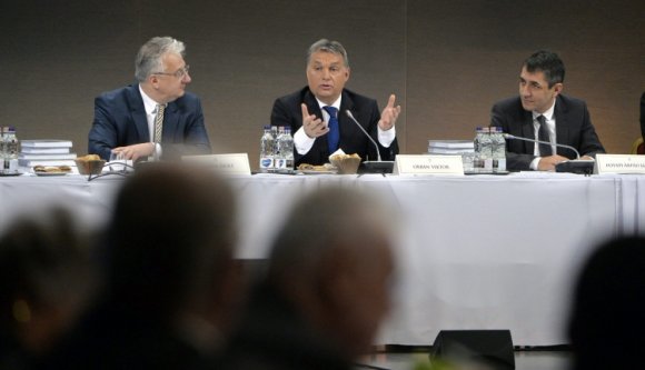 Orbán keményen beszólt a románoknak