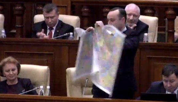 Kitiltatnák Romániából a „Nagy-Románia-tagadó” moldovai honatyát