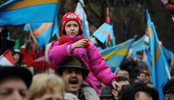 Ismét a székelyzászlót választotta megyezászlónak Hargita megye