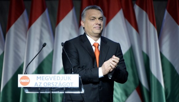 Újraválasztották Orbán Viktort a Fidesz élére