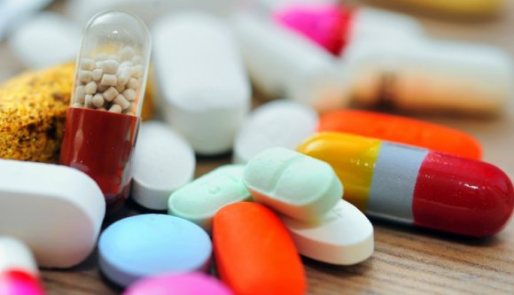 Kitiltják a gyógyszerreklámokat a médiából?