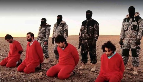 Újabb brutális, csoportos kivégzést hajtott végre az IÁ