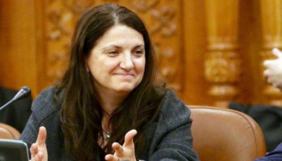 Eltörölnék a „börtönirodalmat