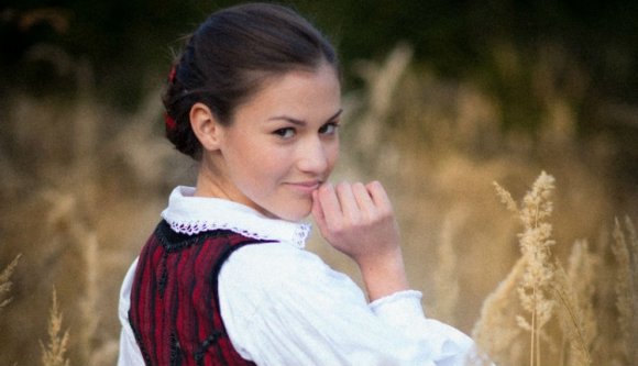 Nézegessen szép székely menyecskéket – Brüsszelben