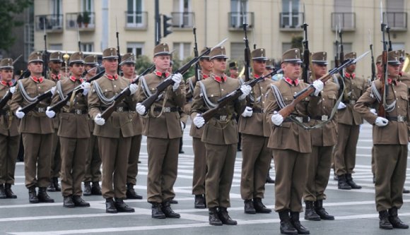 Nem lesz kötelező sorkatonai szolgálat Magyarországon
