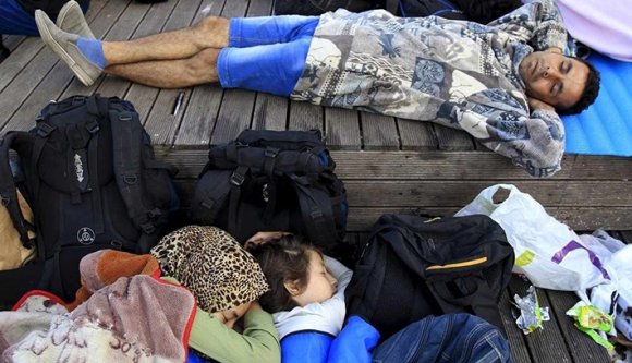 Több pénzt kapnak a menedékkérők Romániában